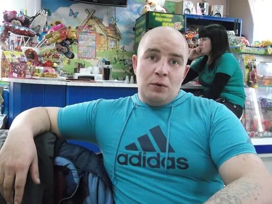  ,   Alex, 37 ,   ,   , c , 