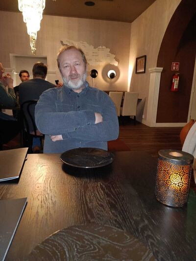  ,   Denis, 48 ,     , c , 