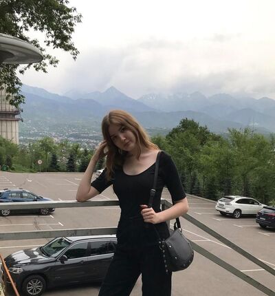  ,   Eva, 23 ,   ,   , c , 