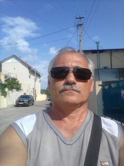  ,   Andrei, 60 ,     , c , 