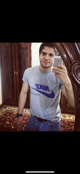  ,   Artur, 32 ,   ,   