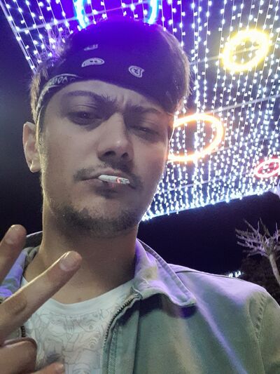  --,   Daniel, 31 ,   ,   