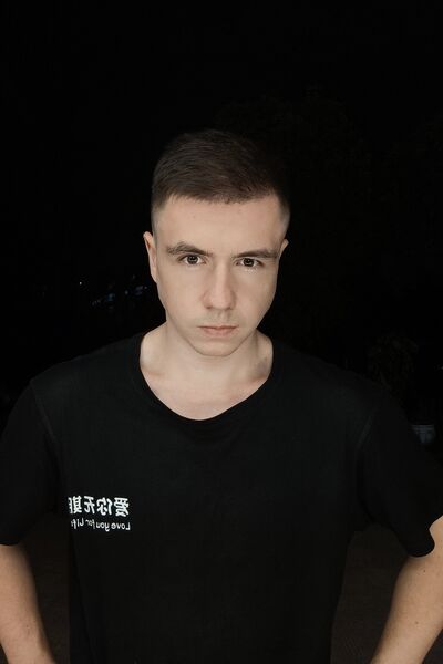  Nanchong,   Nik, 23 ,   ,   