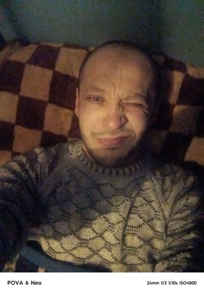  ,   Bobiy, 33 ,   ,   