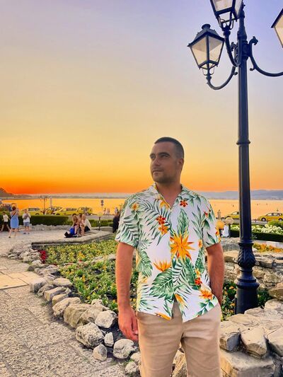  ,   Nikola, 30 ,   ,   
