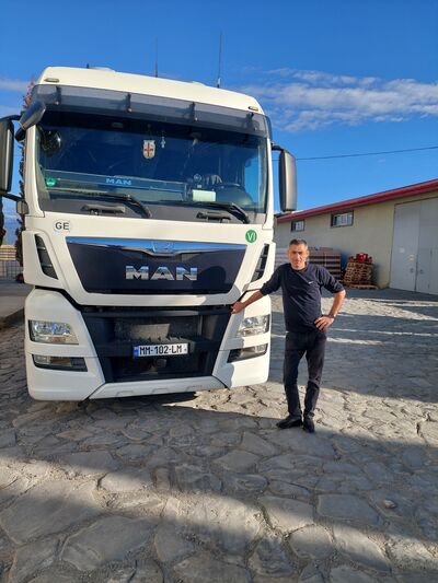  ,   Gurami, 46 ,   ,   