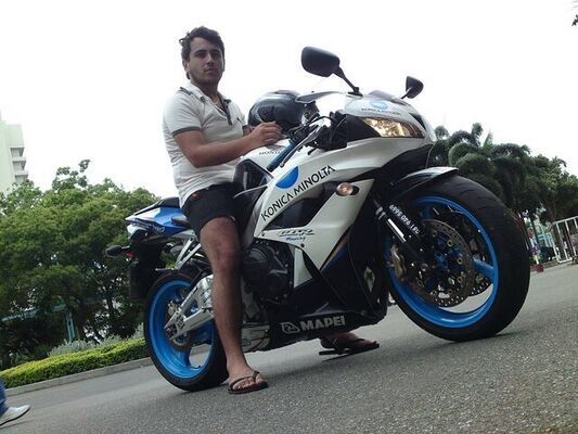  ,   Ruslan, 36 ,   ,   , c 