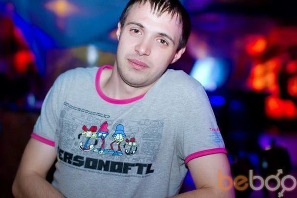  ,   Maxim, 38 ,   