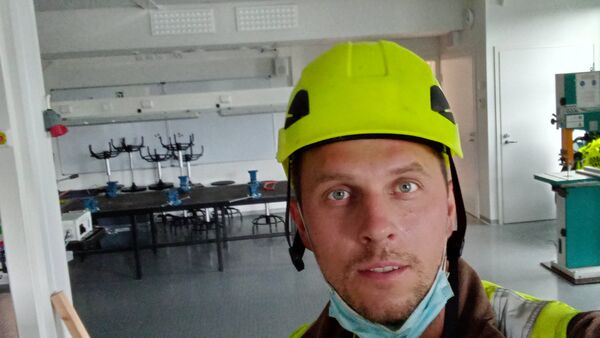  ,   Ruslan, 40 ,   ,   , c , 