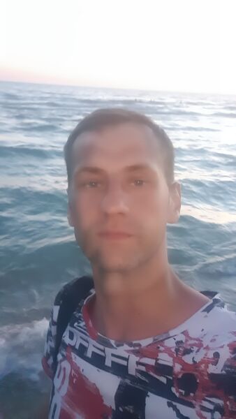  ,   Sergei, 36 ,   ,   
