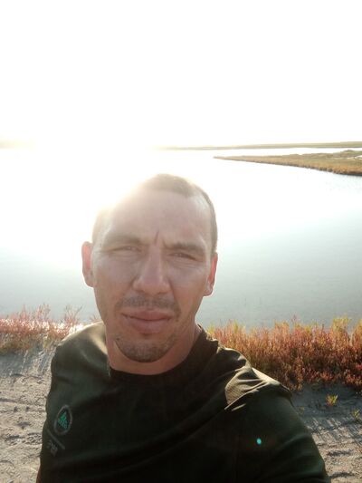  ,   Stas, 30 ,   