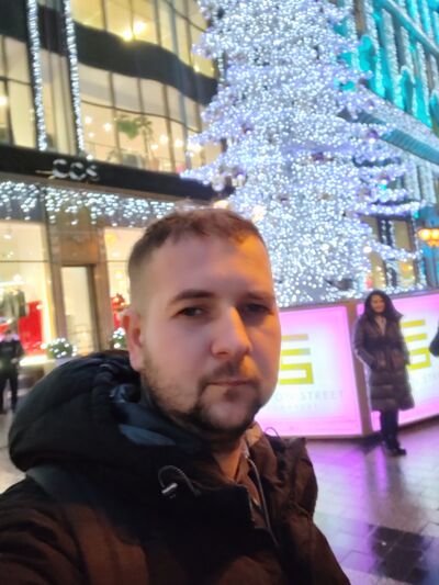  ,   Roman, 32 ,   ,   