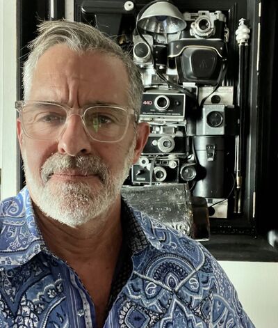  Alamo,   David law, 51 ,     , c 