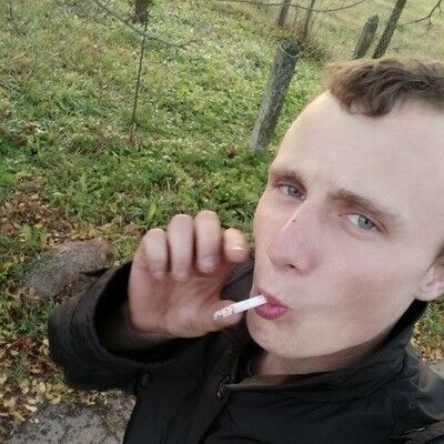  18998254  Yury, 25 ,    