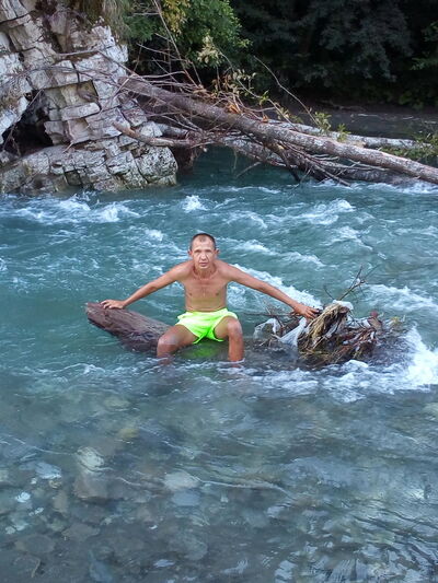  ,   Pavel, 52 ,   ,   , c , 