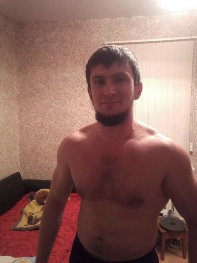  ,   Adam, 32 ,   ,   , c 