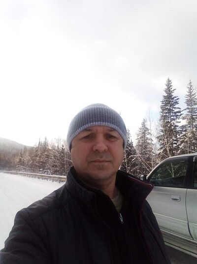  ,   Viktor, 45 ,   ,   