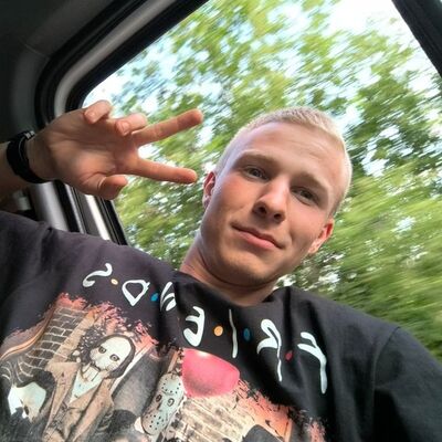  ,   Daniil, 22 ,   ,   