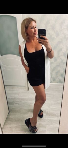  ,   Lera, 40 ,   ,   , c 