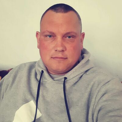  --,   , 44 ,   