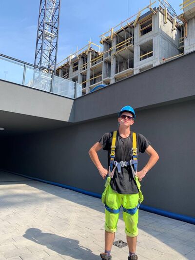  ,   Stasik, 27 ,   ,   , c 