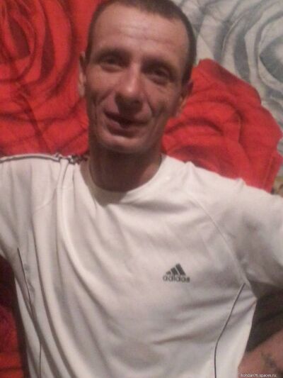  ,   Maks, 49 ,   ,   , c 