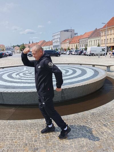  Trebic,   , 46 ,     , c 