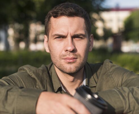  ,   Igor, 42 ,   ,   