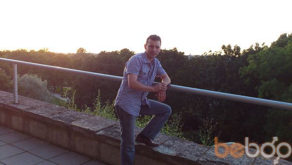  ,   Serhg, 48 ,     , c 
