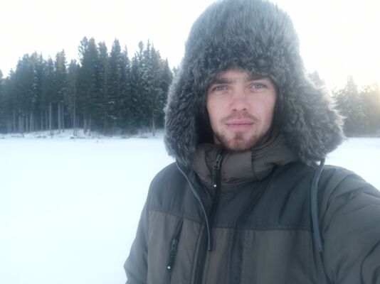  ,   Aleks, 32 ,  