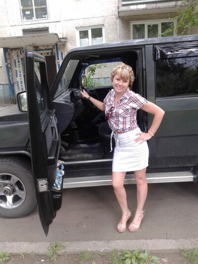  ,   Olia, 44 ,  