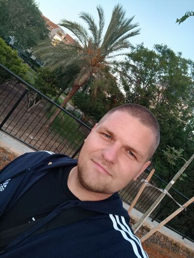  ,   Ruslan, 27 ,   ,   
