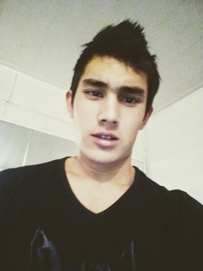  ,   Anton, 29 ,     , c 