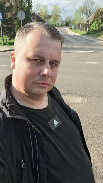  ,   Nikolajs, 42 ,   ,   , c , 