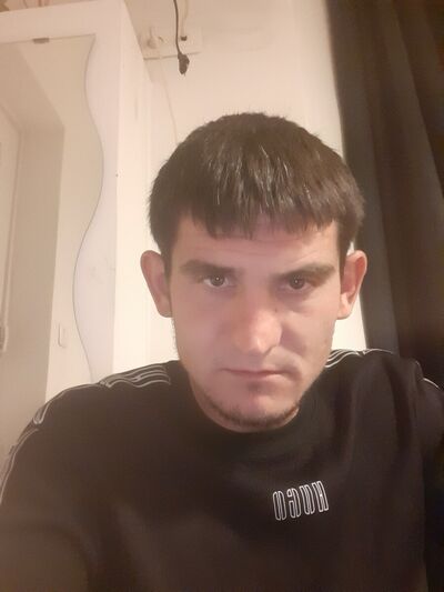  ,   Damian, 34 ,   ,   , c 