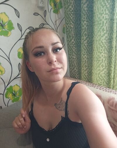  ,   Karina, 24 ,   ,   