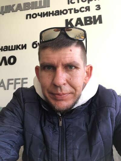  ,   Rostyslav, 40 ,   ,   