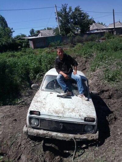  ,   Denis, 32 ,   ,   , c 