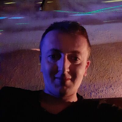  ,   Tomas lan, 35 ,   ,   , c 