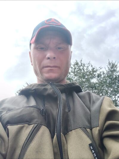  ,   Anton, 41 ,   ,   , c 