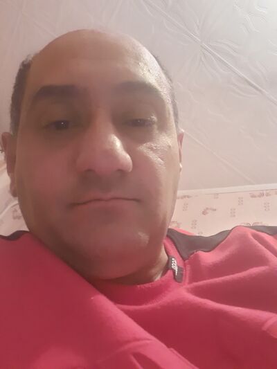  ,   Armen, 48 ,   ,   