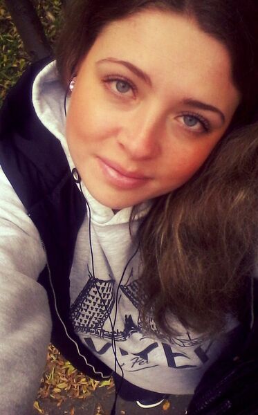  ,   Milaia, 32 ,   ,   , c 