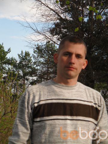  ,   Alex, 44 ,   