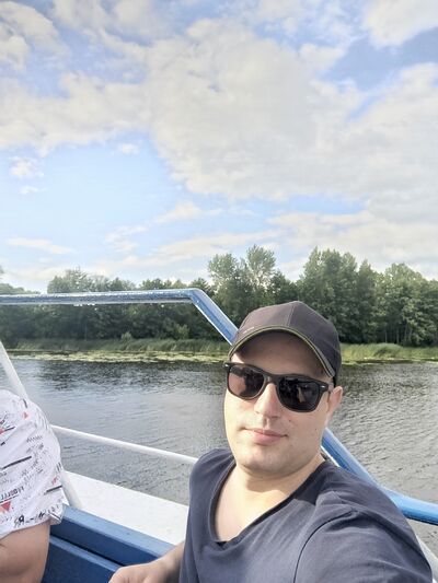  ,   Alexander, 39 ,   ,   , c 