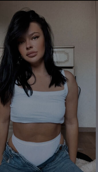  ,   Nika, 35 ,   ,   