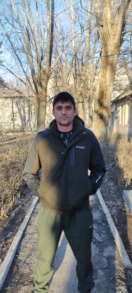  ,   Anzor, 37 ,   ,   