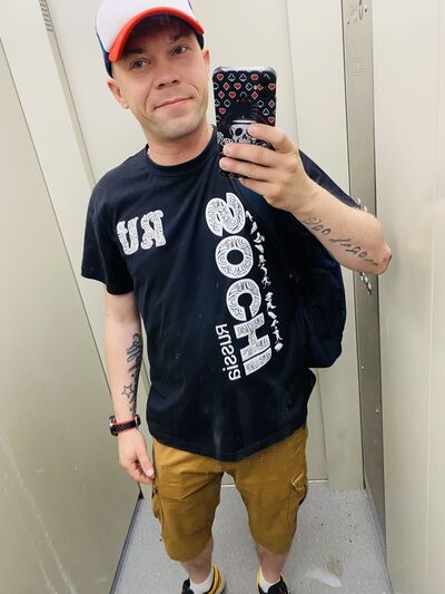  ,   Artem, 38 ,   ,   , c , 