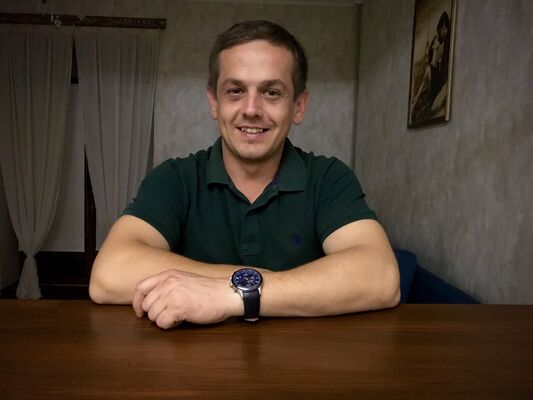  ,   Sergei, 39 ,   ,   