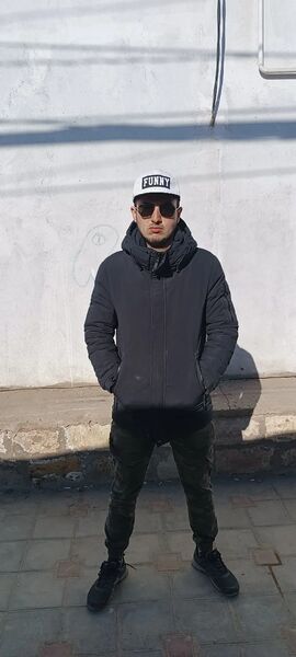  ,   Maxim, 28 ,   ,   