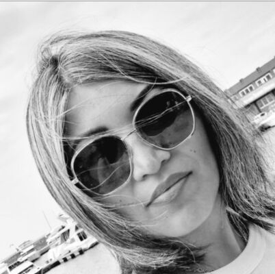 -,   Lily, 44 ,   c , 